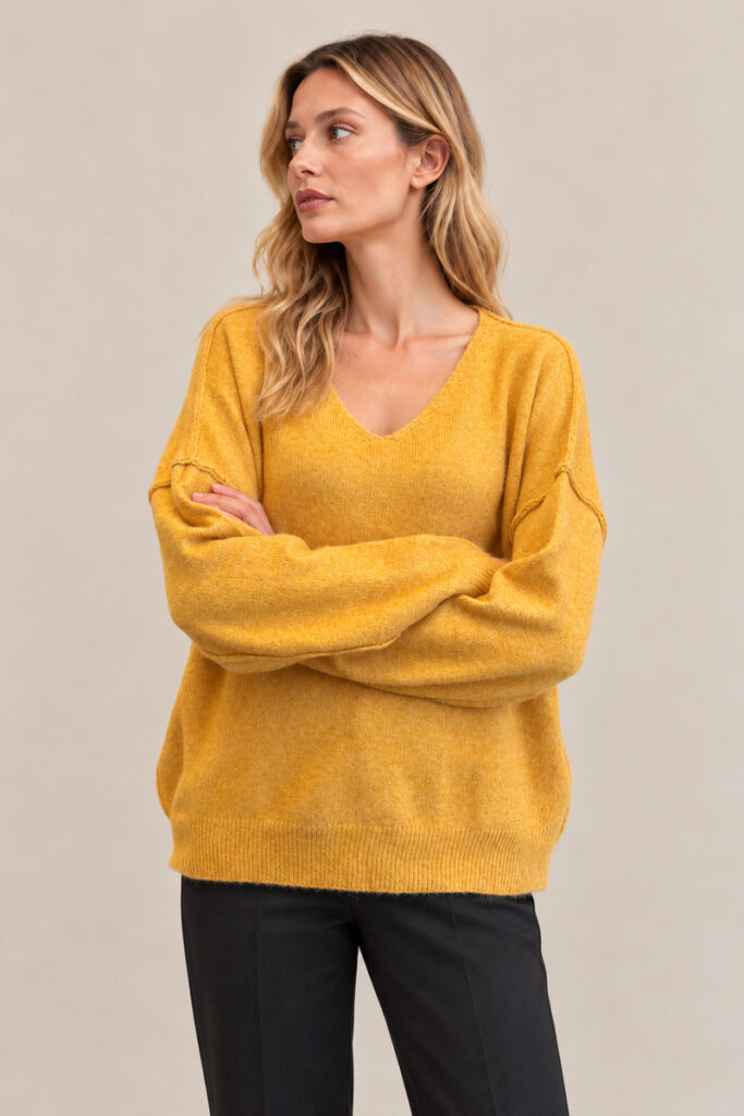 PULL V IMPUNTURATO GIALLO