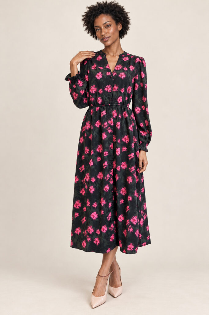 ABITO LUNGO FIORI FUCSIA