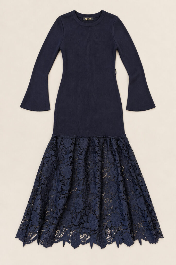 Alternative view of abito lungo balza macramè NAVY