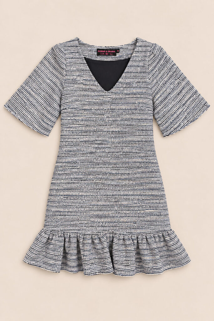 Alternative view of ABITO JACQUARD SCOLLO V ORLO VOLANT CELESTE