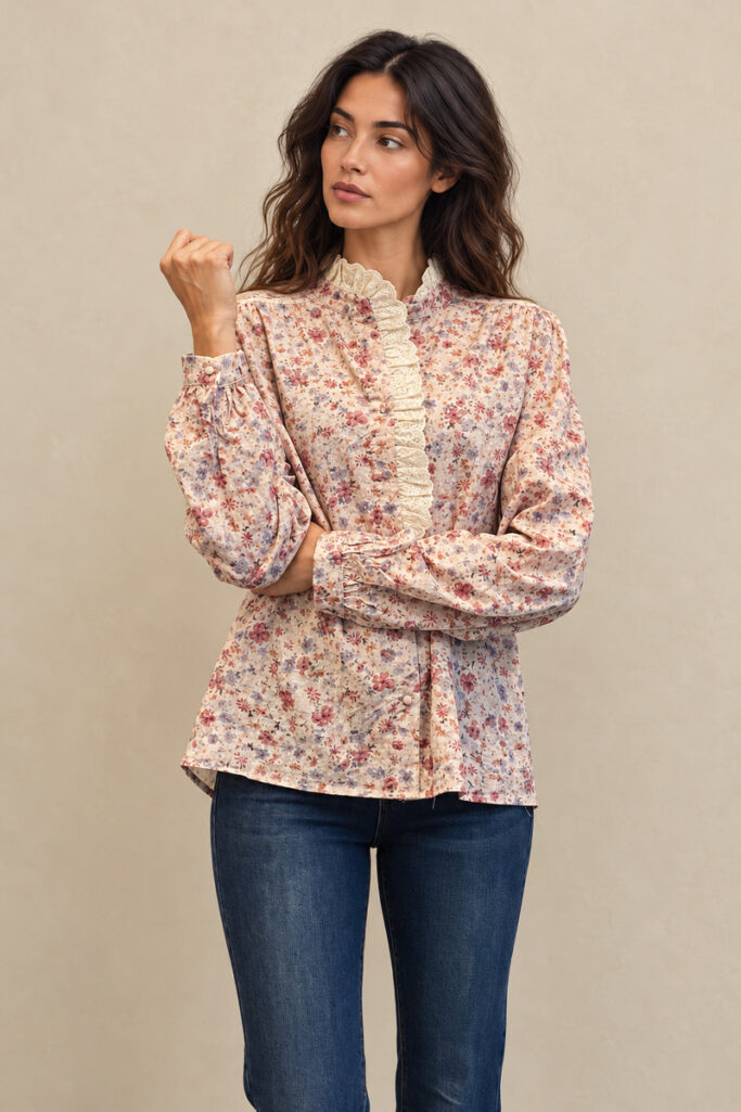 CAMICIA ROUCHES COLLO FIORI PIZZO BEIGE